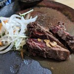 江戸前鶴鮨 - マグロのほほ肉ステーキ