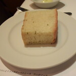 リストランテ カノフィーロ - 今日も美味しい手作りフォカッチャ