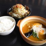 カレー屋 香助 - 豚バラの和風だしカレー & パリパリキャベツサラダ