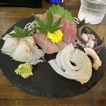 麺酒場 弁慶 - お造り三種盛り