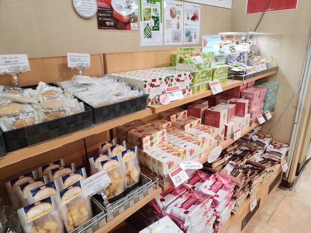 菅生PA・上り ショッピングコーナー - 村田町その他（売店）の写真