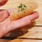 天ぷら たけうち - 塩漬けして6日熟成させた壱岐のメダイ