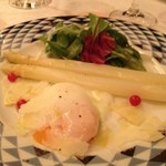 リストランテ・マッサ - ホワイトアスパラガスと温泉卵