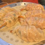 Chunchon Dakkarubi - エビギョーザ6コ1,000円