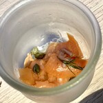生牡蠣と極み牛タン ROYALGOD - 【’23.8】スモークサーモンマリネ