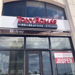 Tony Roma's Tumon - お店外観　※まだ台風のダメージが少し残ってます…