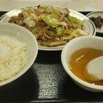 中華料理広東亭 - 肉野菜炒めライス