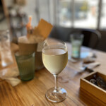 Dietro i tempi - もりもりのキンキン冷えた白ワイン