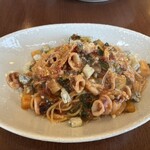 パスタキッチン　ドラーゴ - トマトソースパスタ
