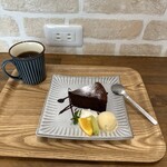 発酵カフェ こめ hana - おみそのガトーショコラ