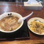 花鳥風月 鶴岡 - 海老ワンタンラーメン+夏のガーリック炒飯