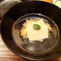 室町 唯 - 