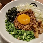 麺や マルショウ - 具沢山の台湾カレーまぜそば