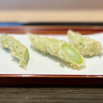 てんぷら 近藤 - ☆アスパラガス（北海道・新冠村）