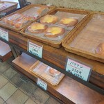 小松パン店 - 店内