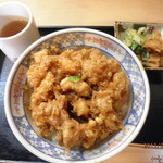 きた～、かき揚げ丼。