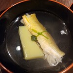さ行 - 鮎椀　骨抜き鮎と素麺の三葉巻き　茶豆豆腐