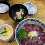 Sakaezushi - ランチの「カツオ丼」