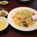 チャーシューとレタスのチャーハン