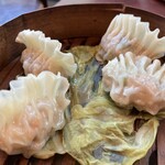 中華厨房 豊源 - エビ蒸しギョーザ
