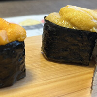 伊勢鮨 - ウニは2種類
