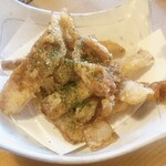 Sushi Izakaya Yataizushi - 大根チップス