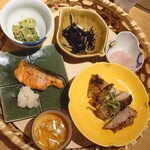 ニホンの食卓 つくみ - ちょっと贅沢籠盛り御膳￥1900（税込）