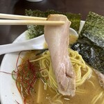 麺や 弐凛 - まぐろ醤油豚骨