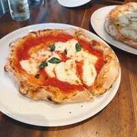 イゾラ スメラルダ - 