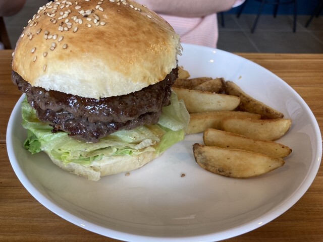 Relocated]BOO'S BURGER - Furano/Hamburger | Tabelog