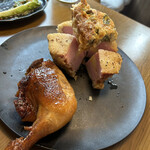 ハムカツ トモちゃん - ハムカツにキッシュとチキンのオマケ