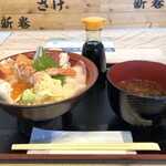 Osakana Ichiba Okasei - 女川丼（税込1500円）