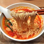 太陽のトマト麺 - 豆乳入りの極細麺