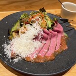 洋食 おがた - ローストビーフと夏野菜サラダ