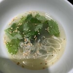 焼肉ハウス大将軍 - 石焼ビビンバについてたわかめスープ