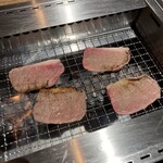 和牛焼肉食べ放題 肉屋の台所 - 