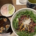 洋食 麦星  - 牛テキ丼2200円
