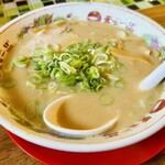 天下一品 - ランチメニュー(平日11:00~14:00)
ラーメンライス
ラーメン(並)