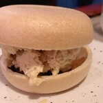 ラ ランテルナ ディ ジェノバ - フォアグラのジェラートとマンゴーのモナカ