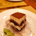 ピッツェリア パーレンテッシ - ⚫ティラミス