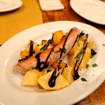 ピッツェリア パーレンテッシ - ⚫パーレンテッシオリジナル 秋田かわい農場さんのサルシッチャ  ハーフサイズ