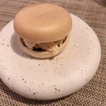 ラ ランテルナ ディ ジェノバ - フォアグラのジェラートとマンゴーのモナカ