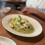 北の住まい設計社 カフェ - ホタテとじゃがいものジェノベーゼソースパスタ（1,760円）