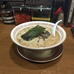 Hachidai Metetsumen - 醤油豚骨ラーメン