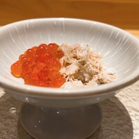 渋谷 鮨 まつもと - 季節の小丼「ズワイガニとイクラの小丼」