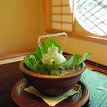 Miyamasou - 冷酒の器と丸窓