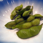 ががちゃ屋 - サービスで頂戴した庄内産枝豆(写真を撮る前に大分食べてしまいました。)