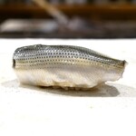 東麻布 天本 - とても貴重なシンコ一枚付け