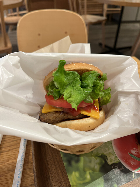 フレッシュネスバーガー 仙台泉プレミアム・アウトレット店 - 泉中央（ハンバーガー）の写真