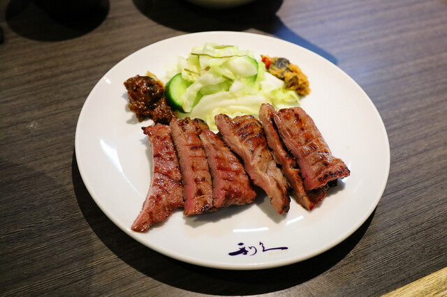 牛たん炭焼き 利久 多賀城店（ぎゅうたんすみやき りきゅう） - 多賀城（牛タン）の写真